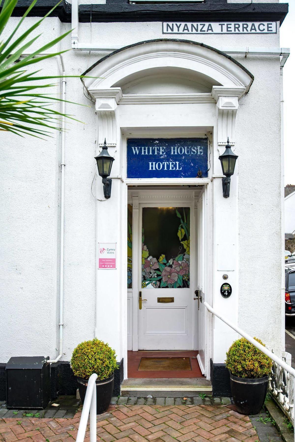 The White House By Bodacious! Swansea Extérieur photo