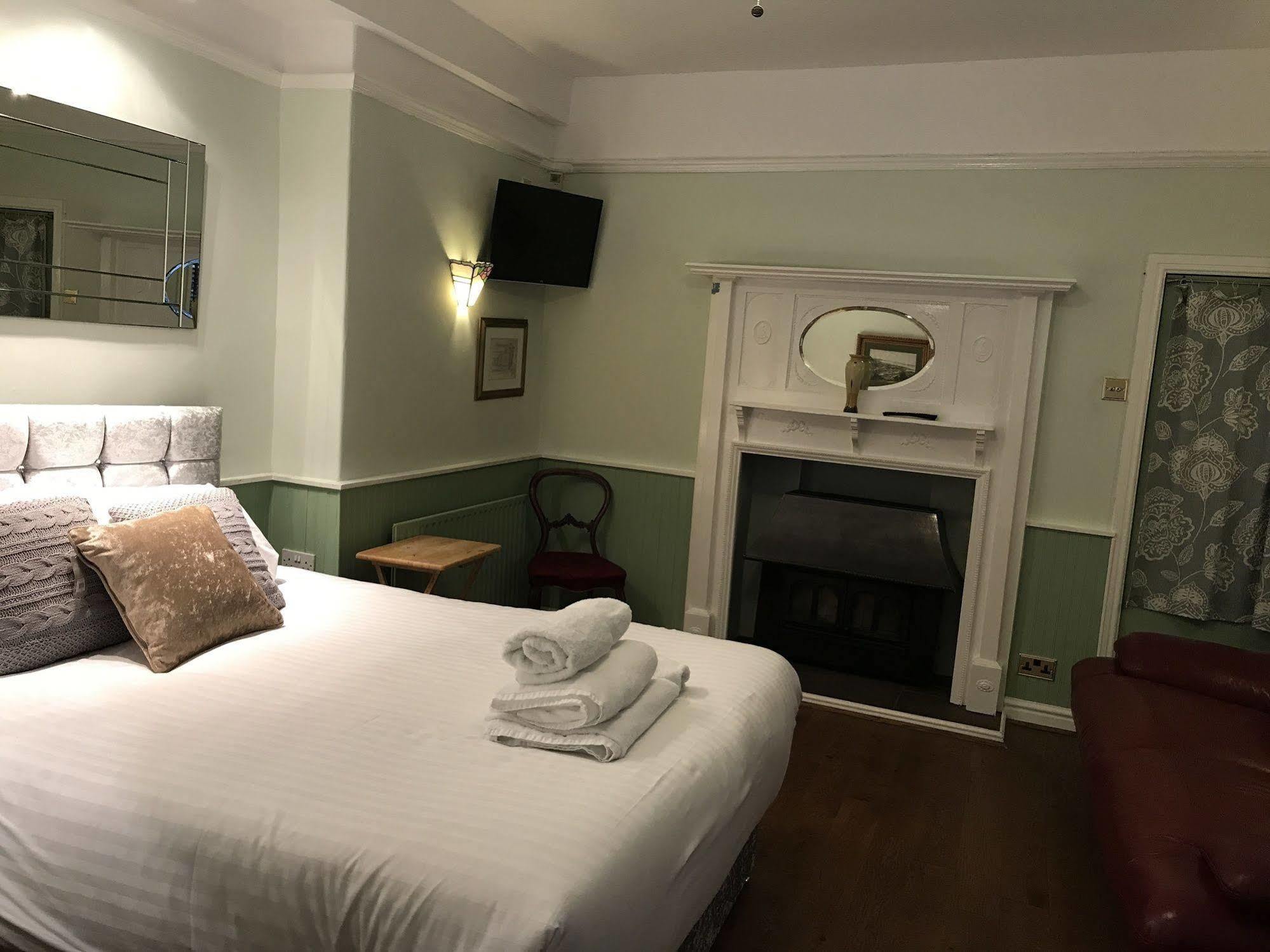 The White House By Bodacious! Swansea Extérieur photo