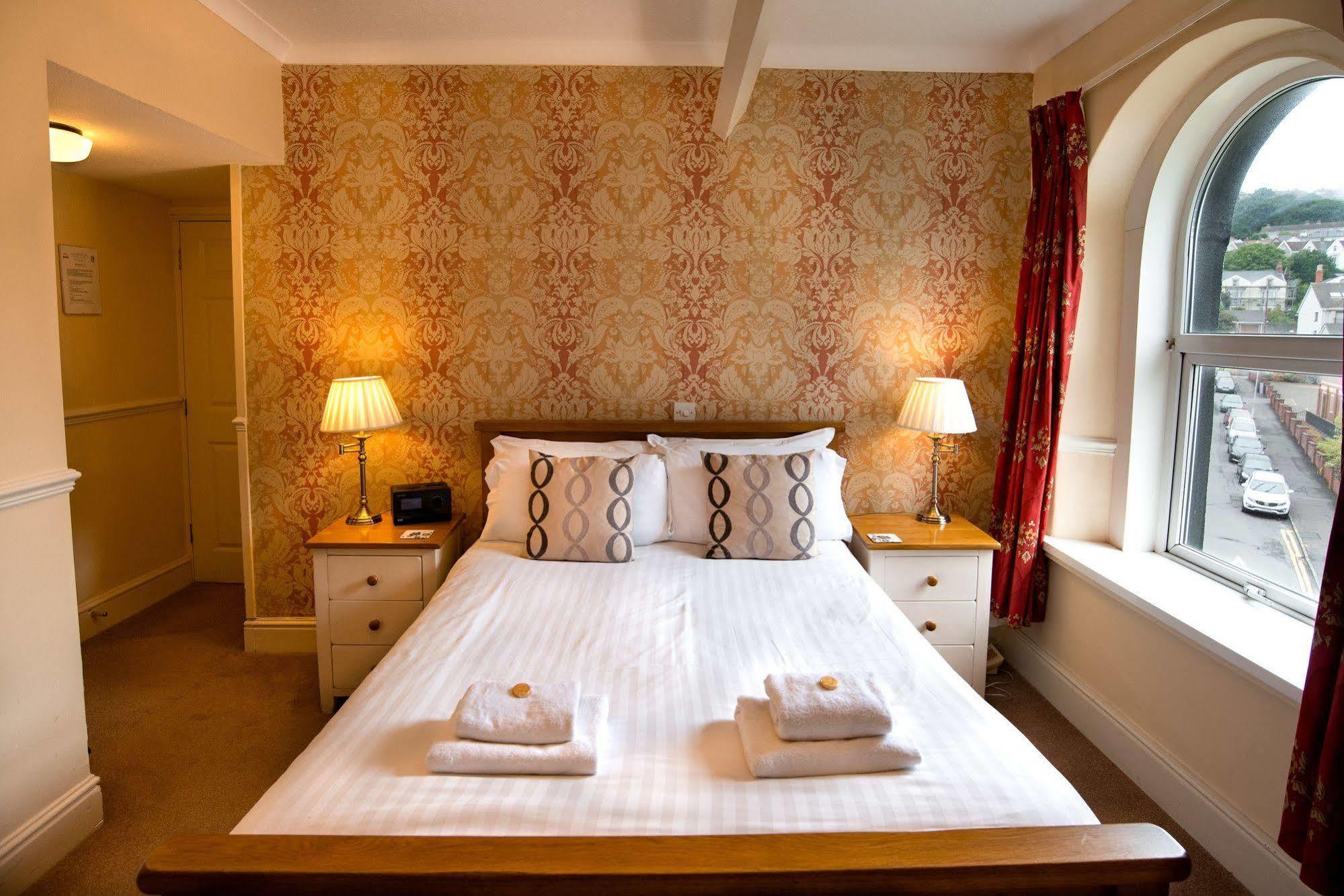 The White House By Bodacious! Swansea Extérieur photo