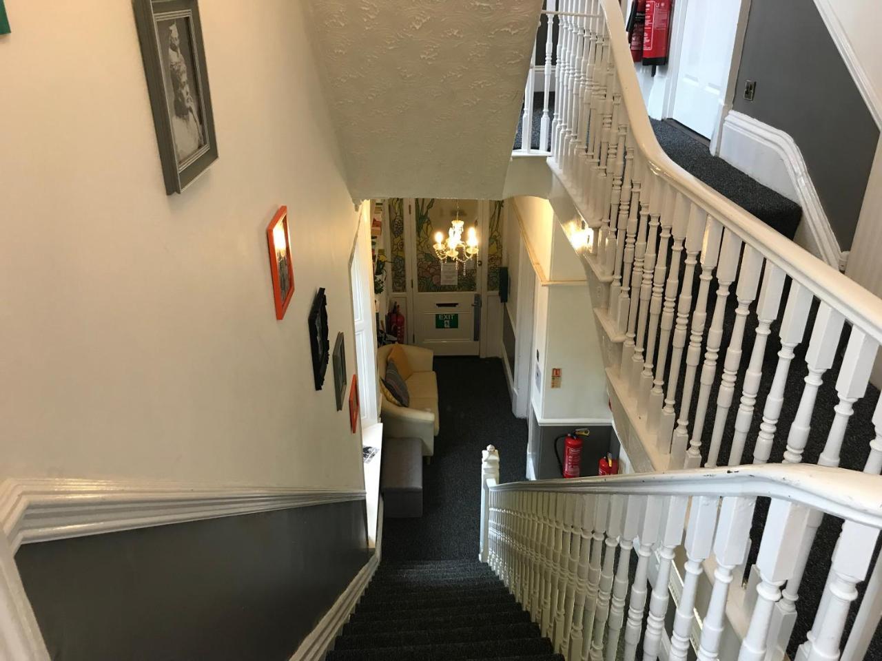 The White House By Bodacious! Swansea Extérieur photo